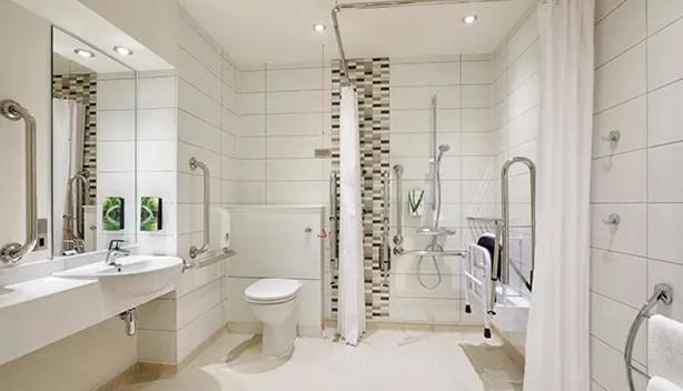 Modern En-suite Metro Close To Woolwich Station *